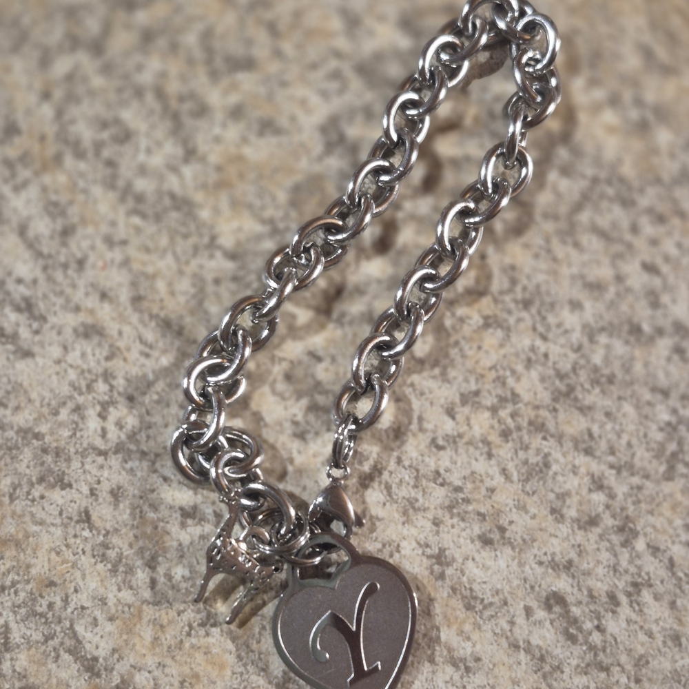 New Boutique Silver Tone Initial Y Charm Bracelet Ladies Jewelry Fashion